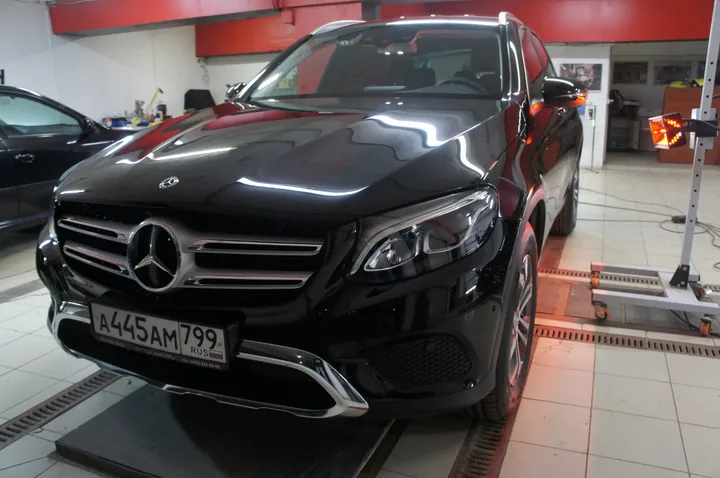 Обработка кузова Ceramic Pro 9h для  Mercedes-Benz GLC