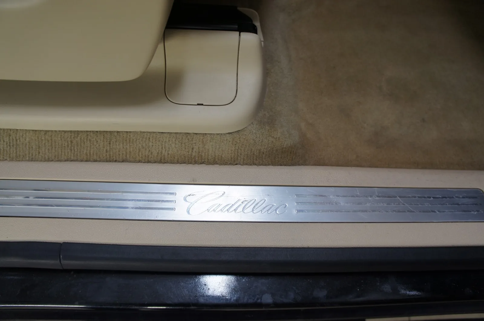 Химчистка салона для Cadillac Escalade