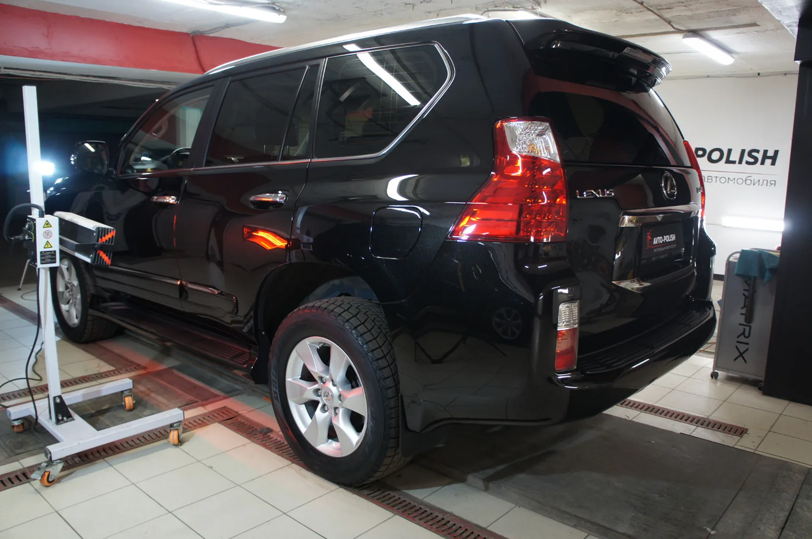 Нанесение Ceramic Pro 9H для Lexus GX460