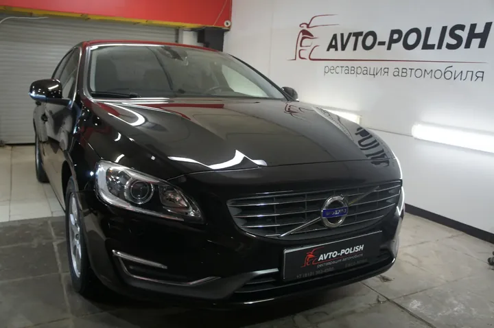 Нанесение Ceramic Pro 9H для Volvo S60 Нанесение Ceramic Pro 9H для Volvo S60