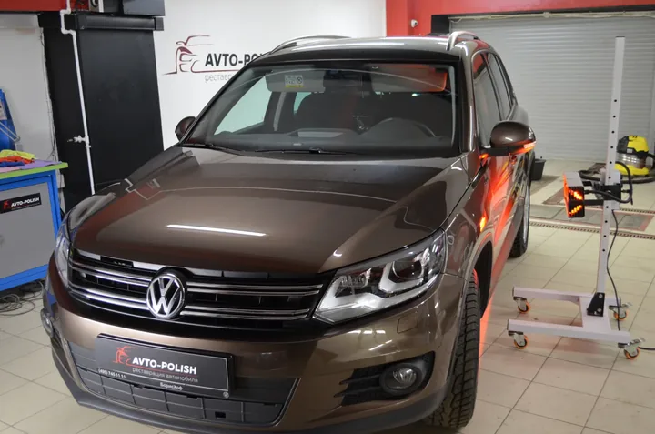 Химчистка. Восстановительная полировка и нанесение Ceramic Pro 9h VW Tiguan