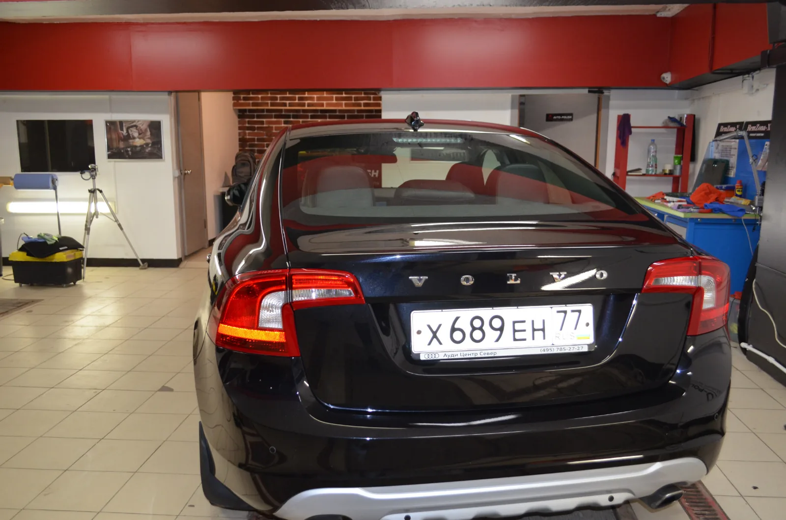 Восстановительная полировка+Meguiars Wax для Volvo S60