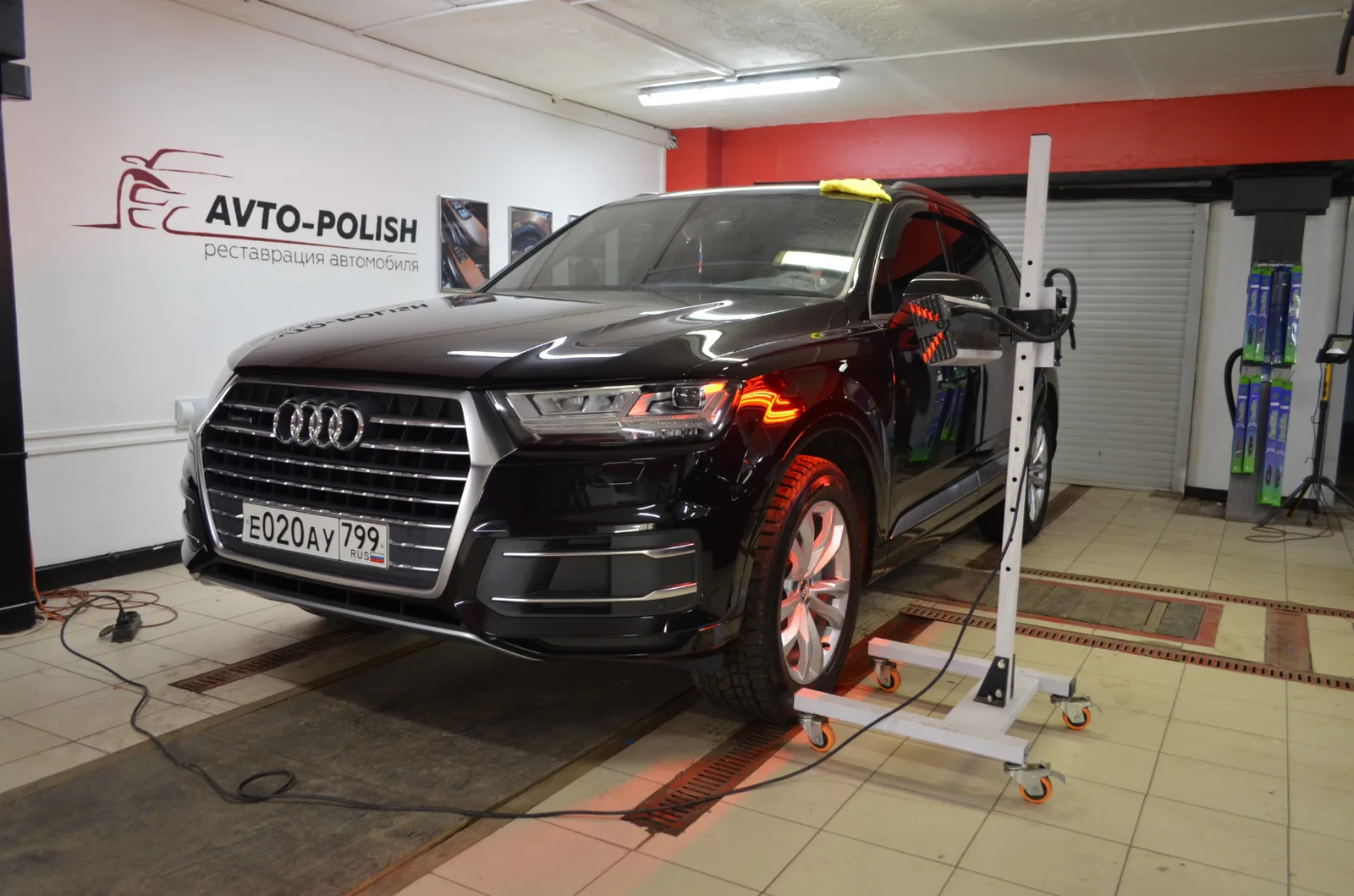 Восстановительная полировка Ceramic Pro 9H для Audi Q7