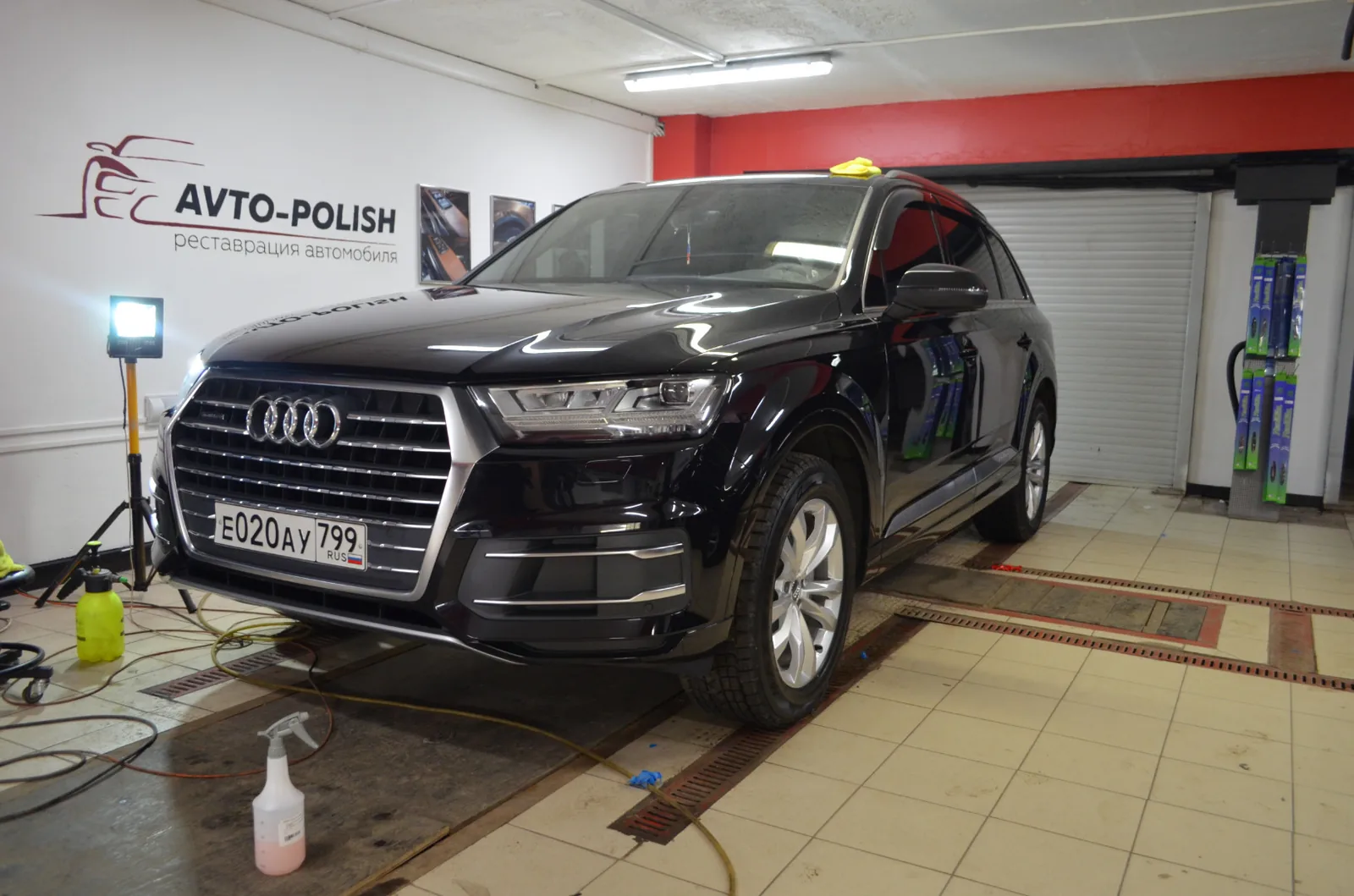 Восстановительная полировка Ceramic Pro 9H для Audi Q7