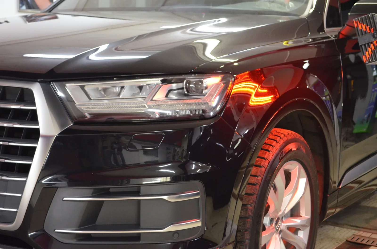 Восстановительная полировка Ceramic Pro 9H для Audi Q7