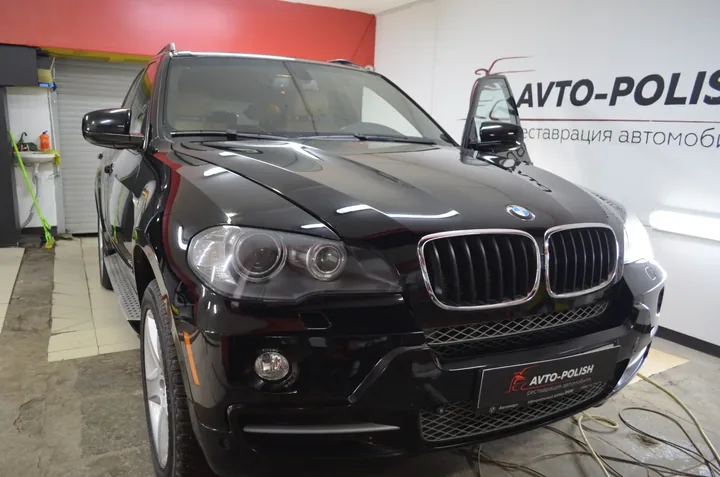 Химчистка салона, Реставрация кожи и Полировка ЛКП для BMW X5