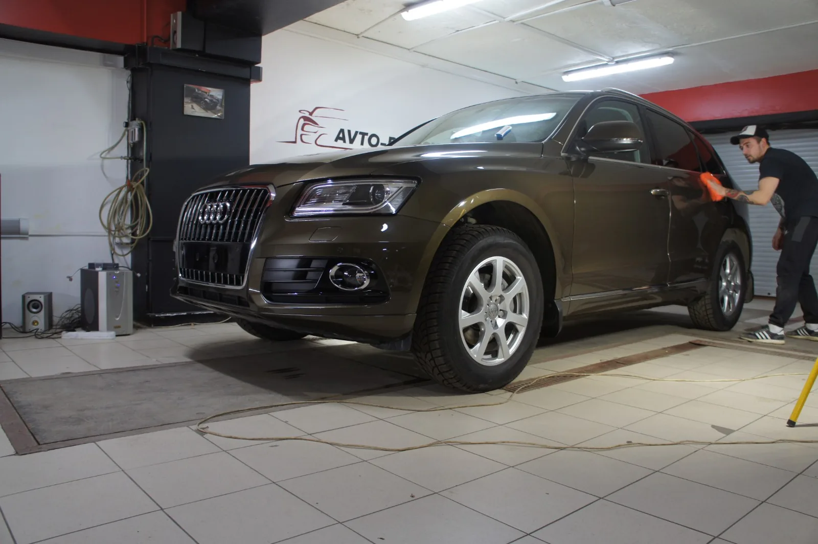 Обработка ЛКП Керамик про 9Н для Audi Q5