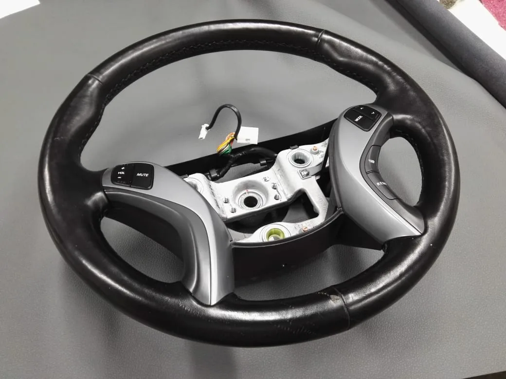 Перетяжка Руля с подогревом для Hyundai Elantra