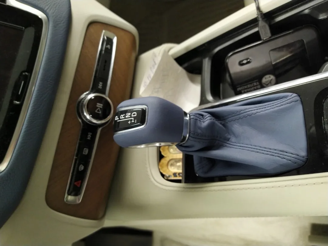 Перекраска руля и КПП для Volvo XC90