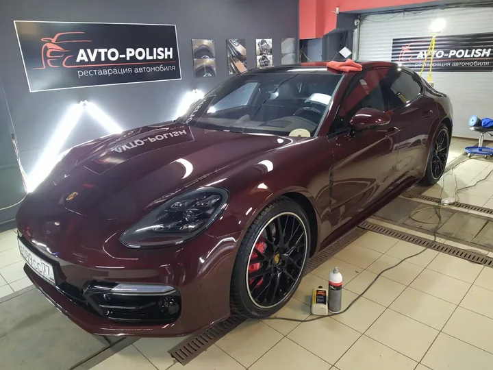 Нанесение Ceramic Pro 9H для Porsche Panamera Нанесение Ceramic Pro 9H для Porsche Panamera
