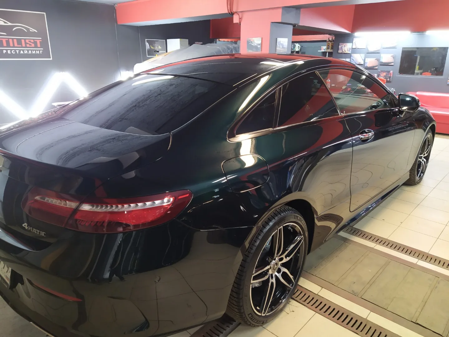 Покрытие Ceramic Pro 9H для Mercedes-Benz C