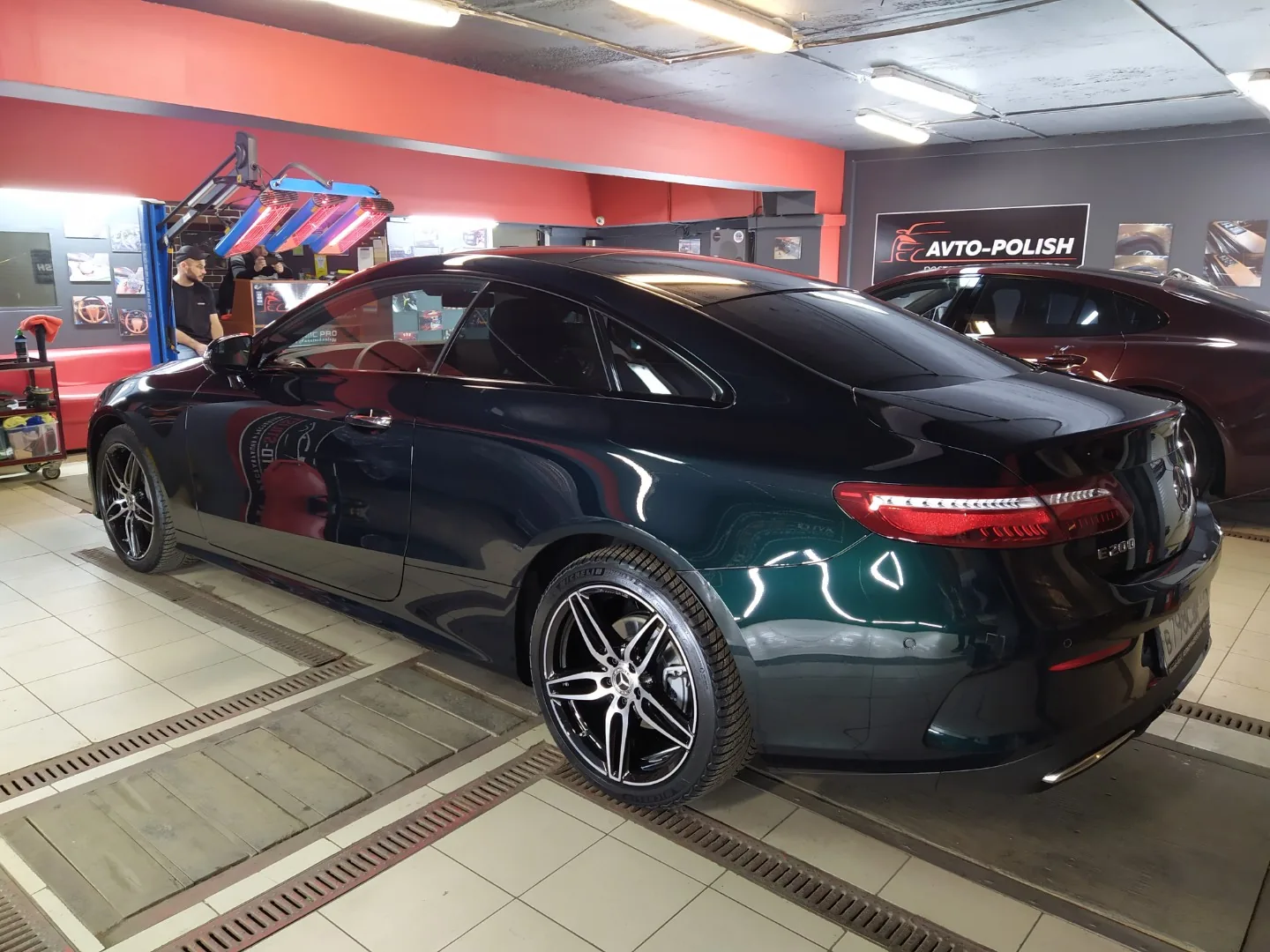 Покрытие Ceramic Pro 9H для Mercedes-Benz C