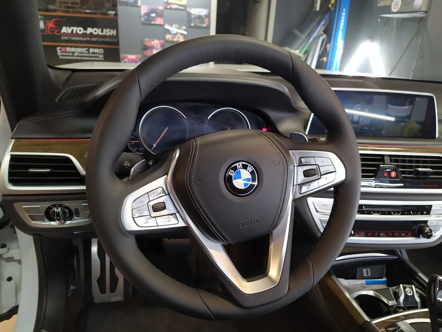 Покрас руля для BMW