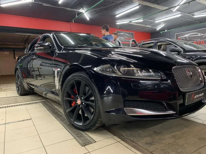 Антихром (матовый), локальная полировка, уборка салона для Jaguar