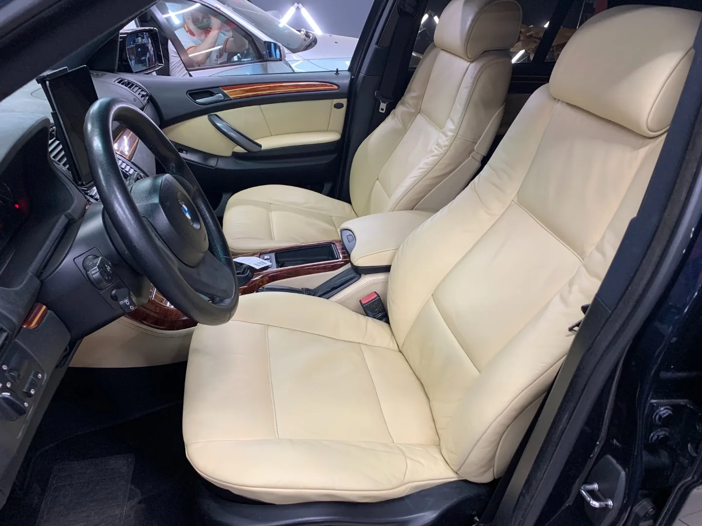 Реставрация салона для BMW Х5 E53