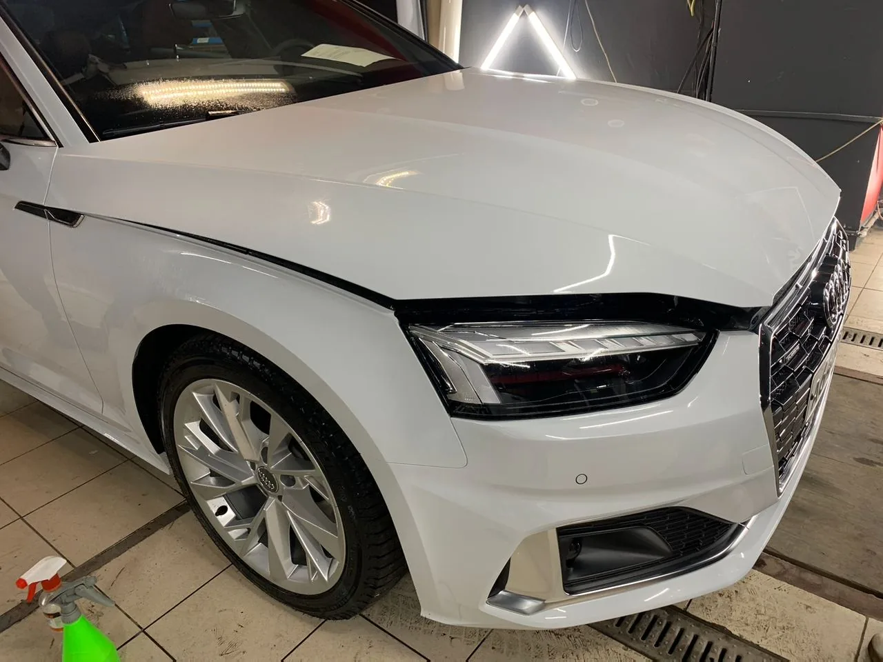 Оклейка зон риска полиуретановой пленкой SunTek для Audi A5