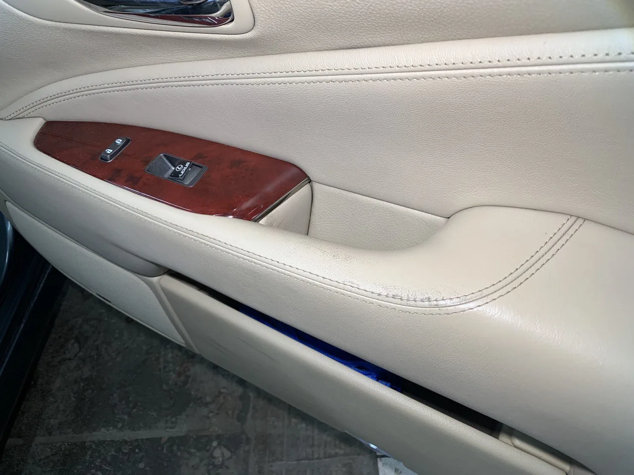 Реставрация салона для Lexus LS