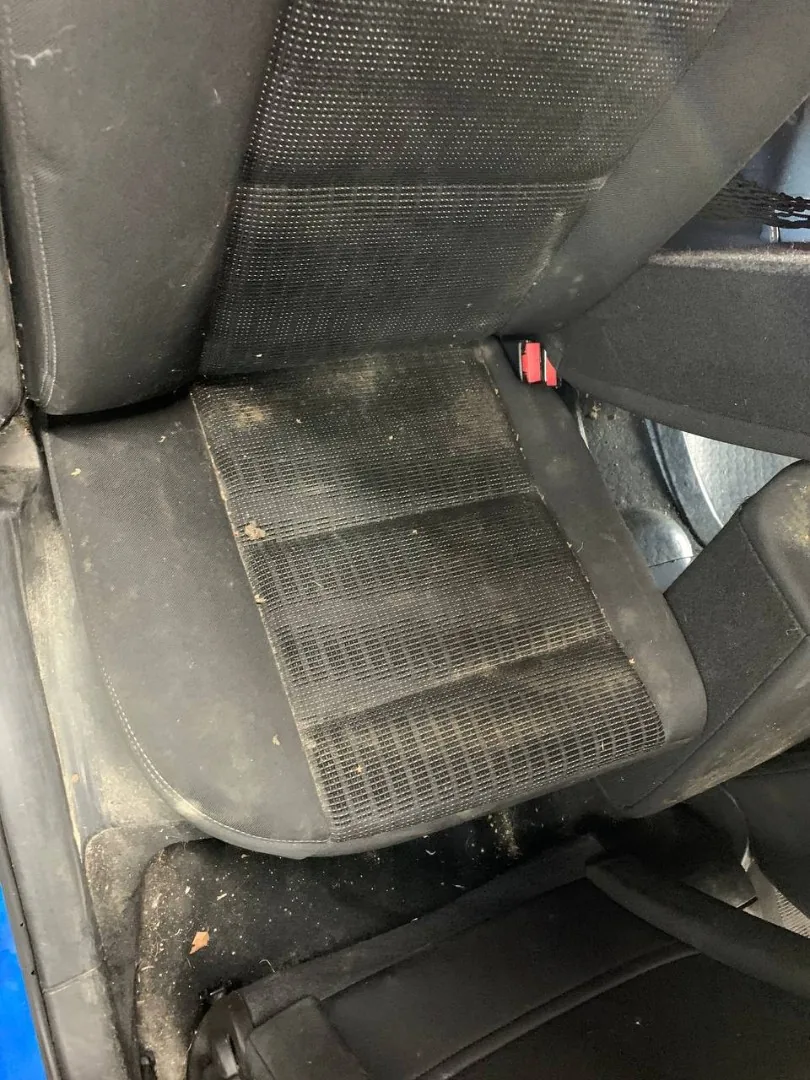 Химчистка салона автомобиля для Peugeot 307