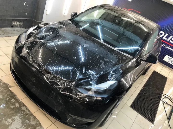 Оклейка передней части (капот, бампер, крылья) для Tesla Model Y
