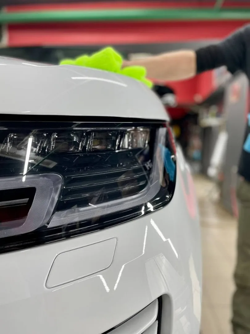 Нанесение CeramicPro 9H для Range Rover 2021
