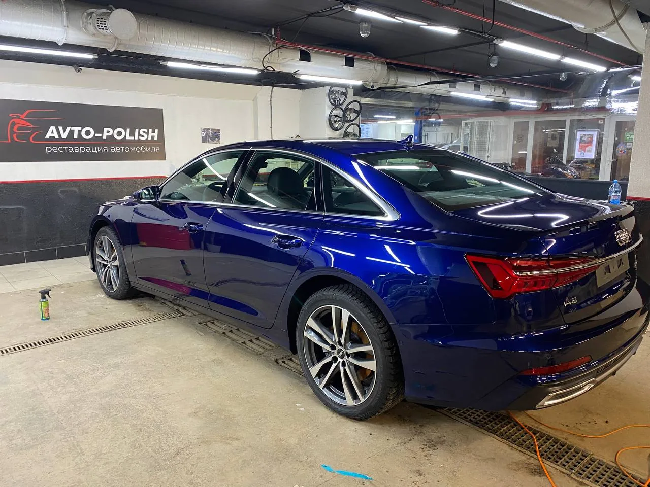 Полировка автомобиля и нанесение жидкого стекла для Audi A6