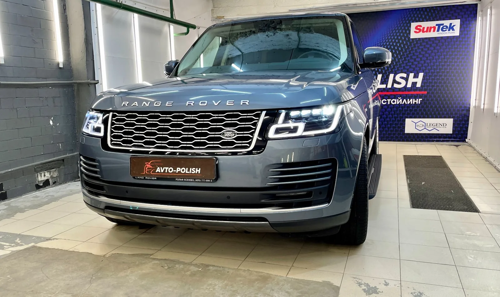 Оклейка автомобиля пленкой Bodyfence для Range Rover Vogue