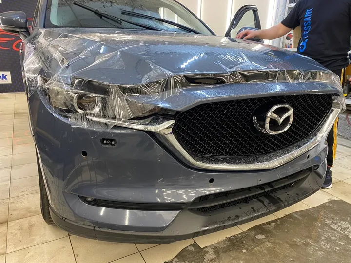 Оклейка зон риска пленкой PPF CrystalPro для Mazda CX-5