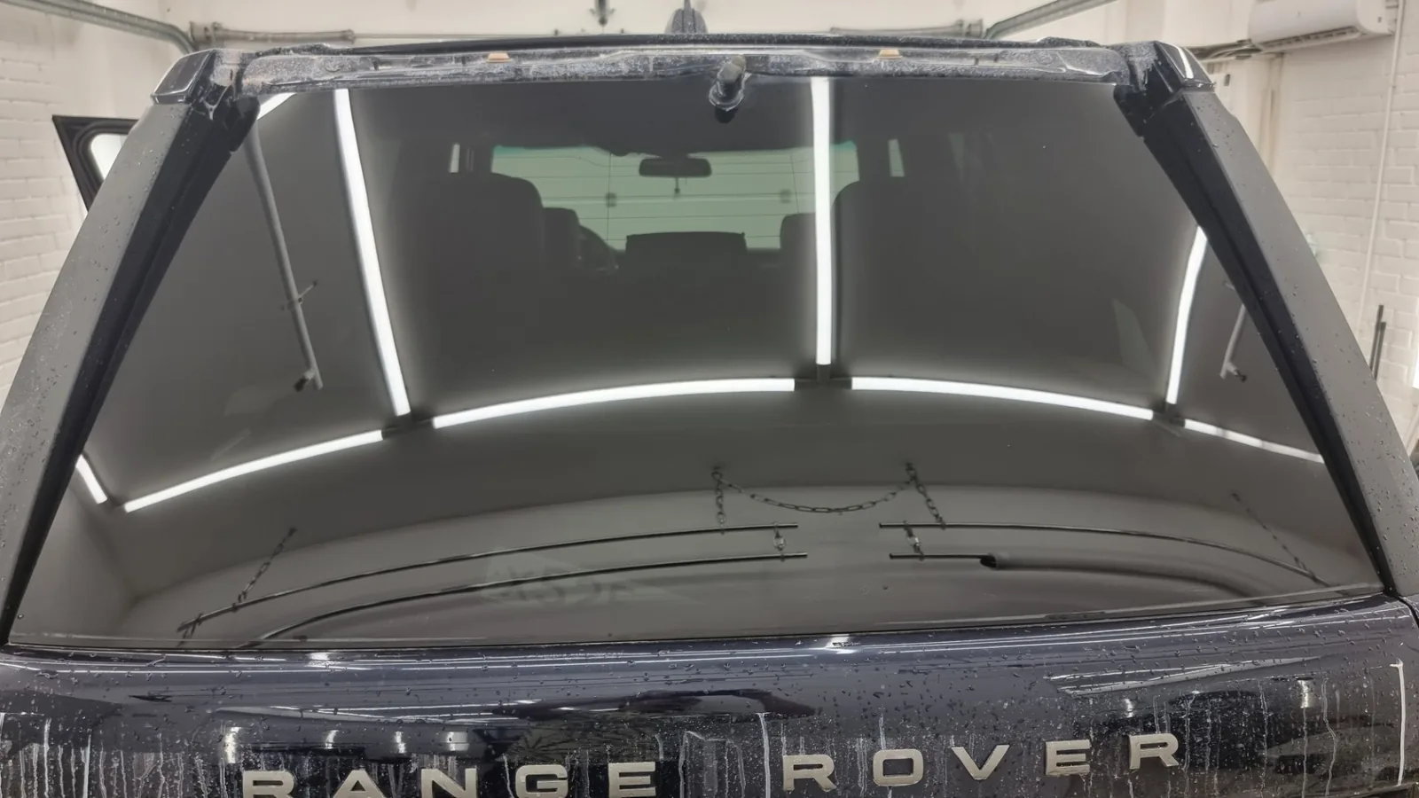 Полировка+шлифовка заднего стекла для Range Rover
