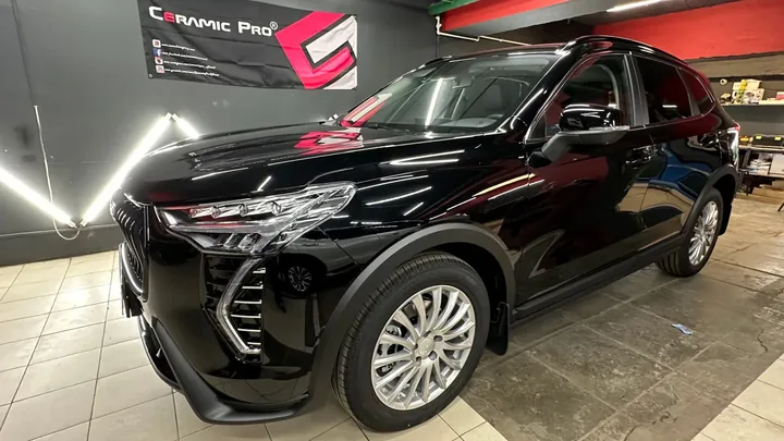 Нанесение керамического покрытия Krytex 9H на новый Haval Jolion