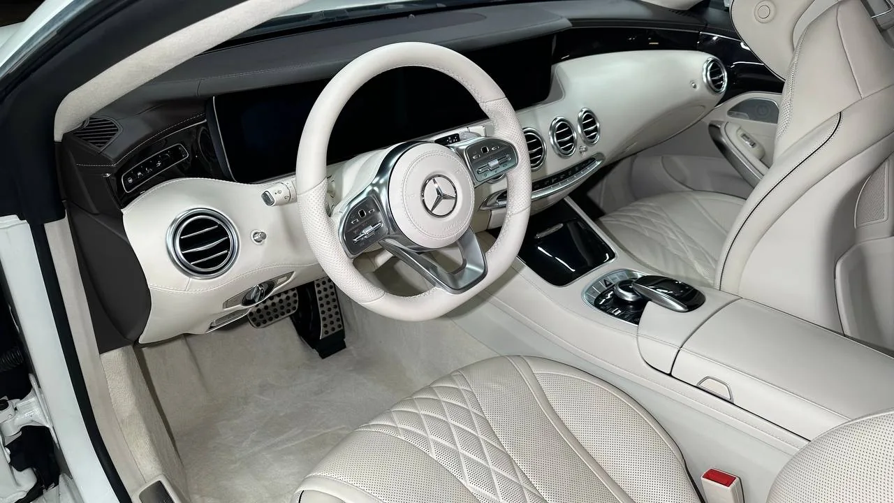 Химчистка салона для Mercedes-Benz AMG