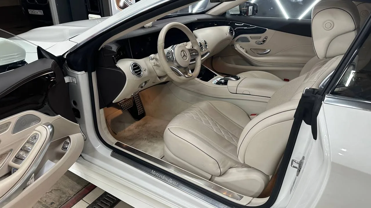 Химчистка салона для Mercedes-Benz AMG