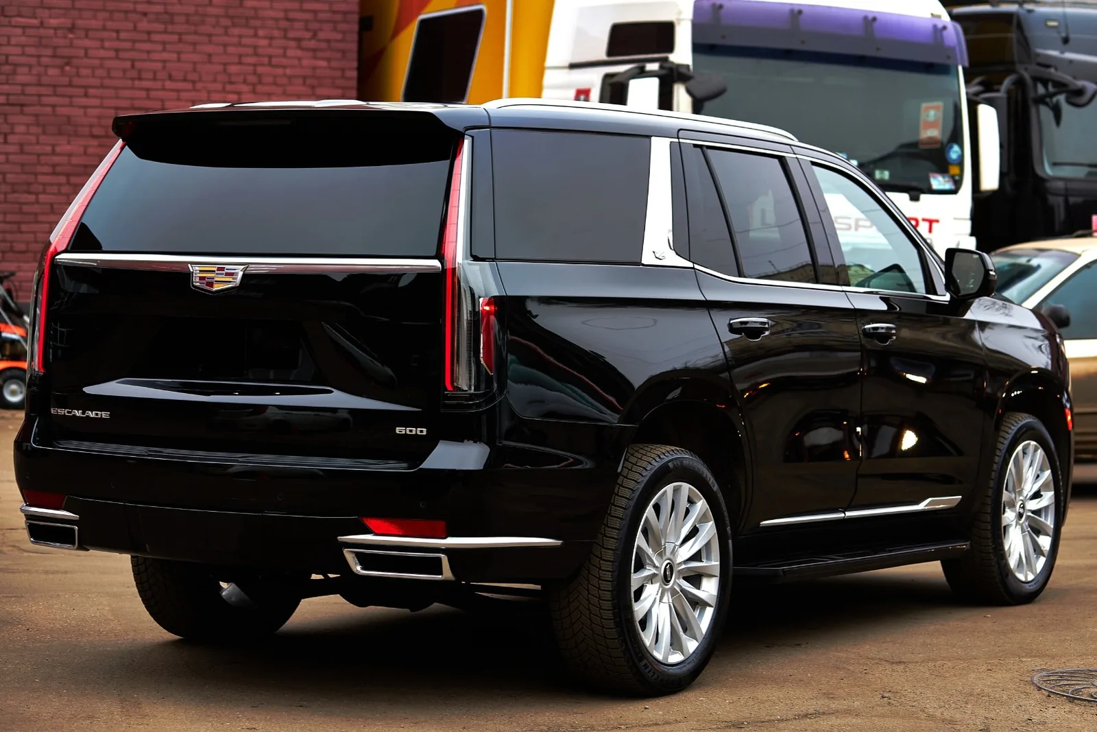 Полировка, керамика и антидождь от Krytex Pro для Cadillac