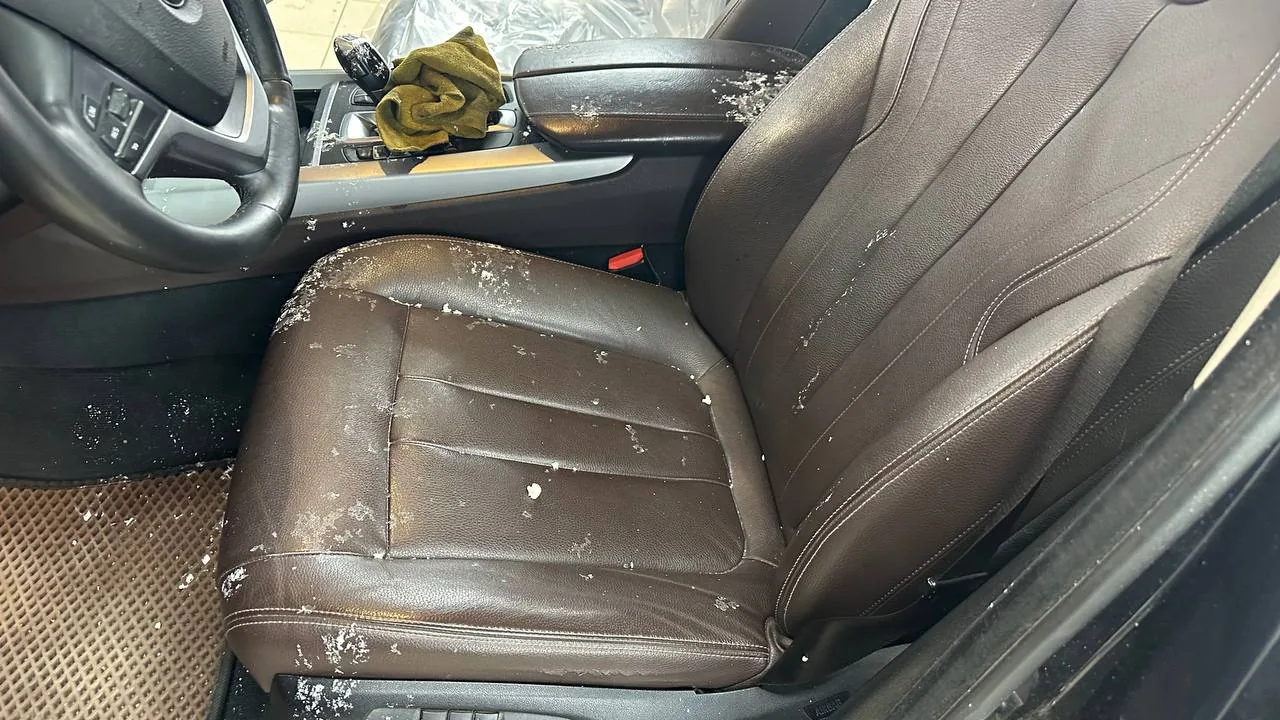 Химчистка и реставрация салона для BMW X5
