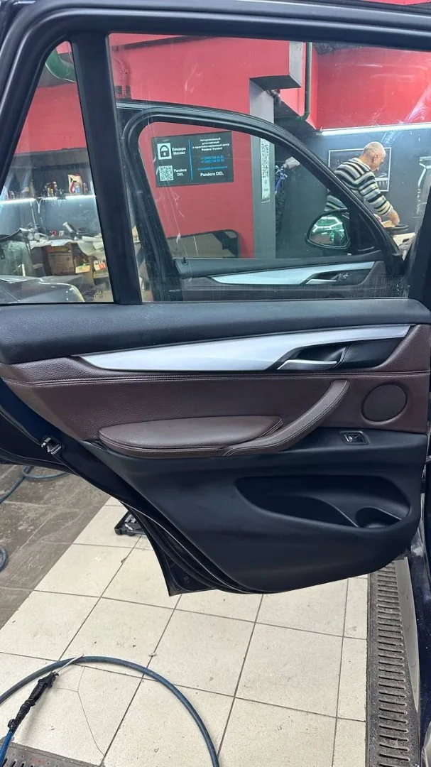 Химчистка и реставрация салона для BMW X5