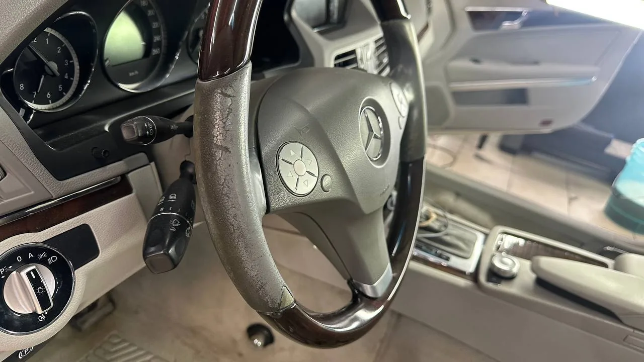 Реставрация салона для Mercedes-Benz
