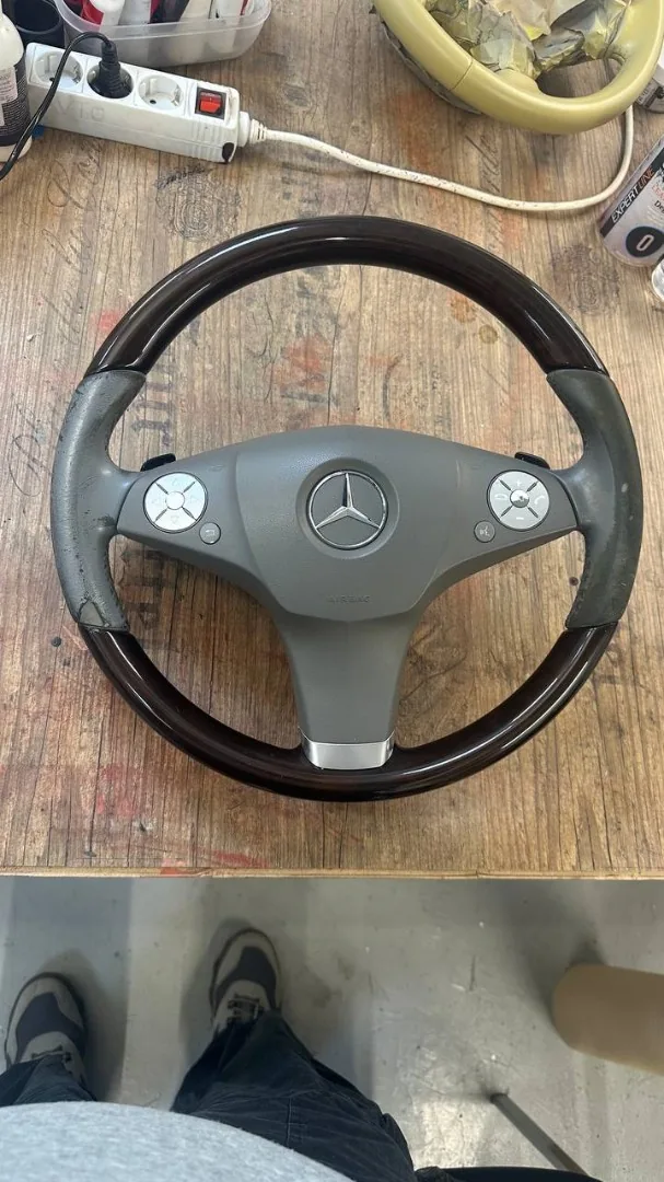 Реставрация салона для Mercedes-Benz
