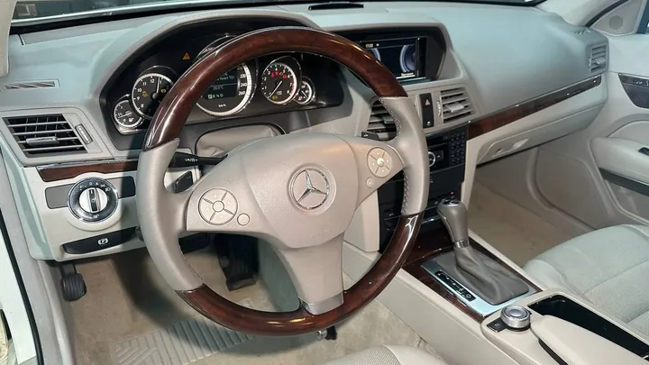 Реставрация салона для Mercedes-Benz