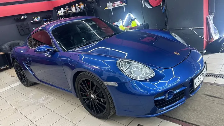 Реставрация интерьерного пластика и полировка кузова для Porsche Cayman