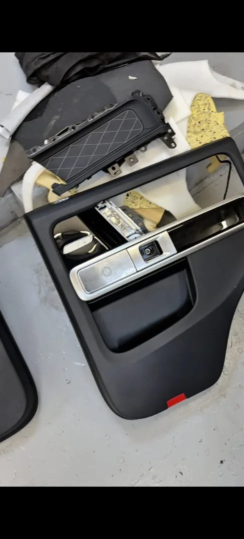 Перешив салона для Mercedes-Benz G-Klasse